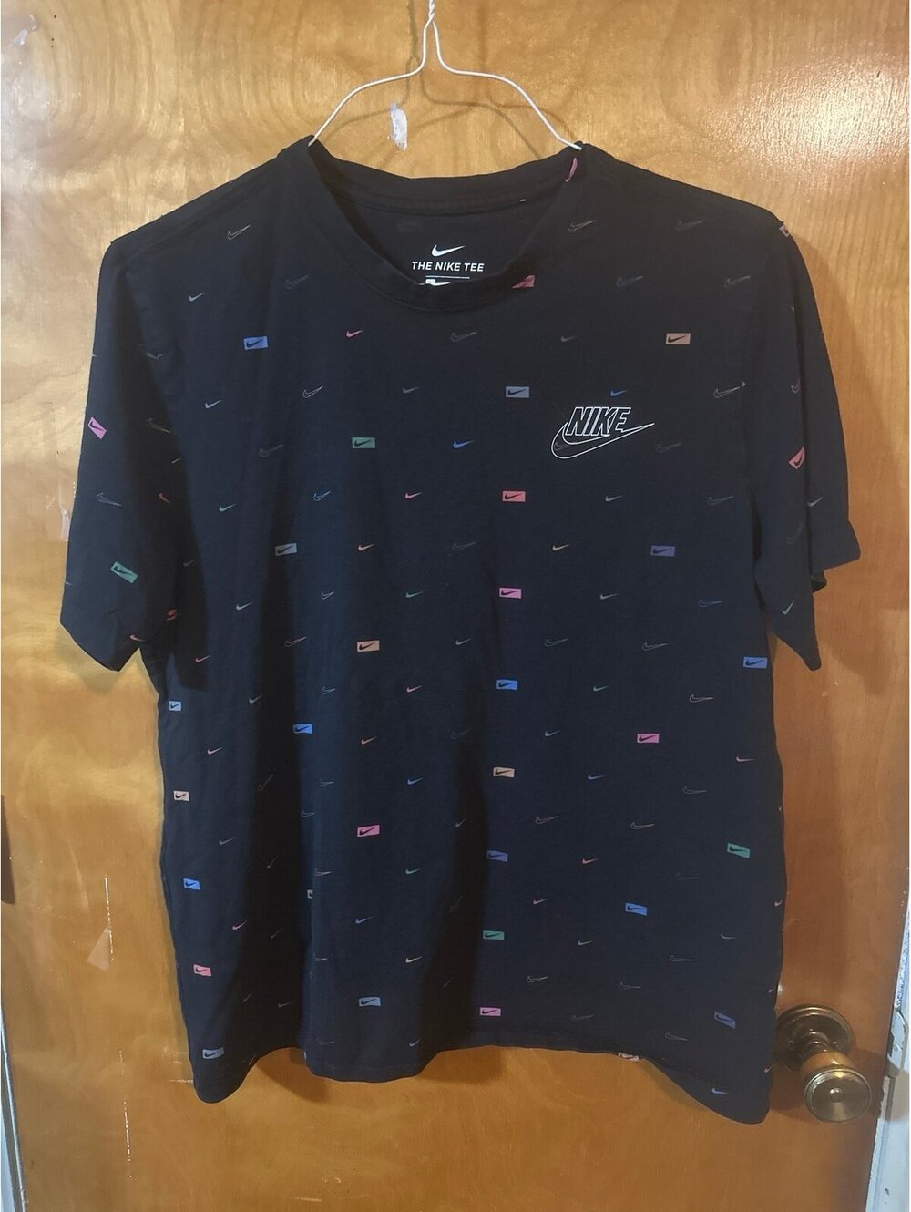 Nike checkmark tshirt size large